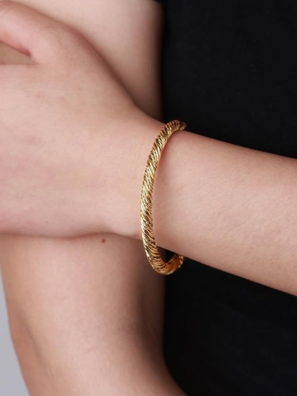 Elegant Gold Twisted Rope Bangle Bracelet